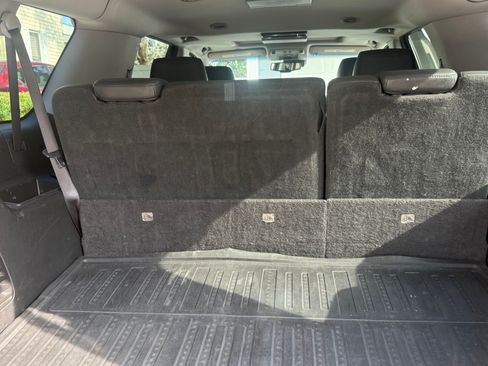 Used 2016 Cadillac Escalade ESV Premium image 21