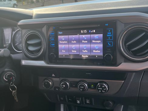 Used 2019 Toyota Tacoma SR5 image 15