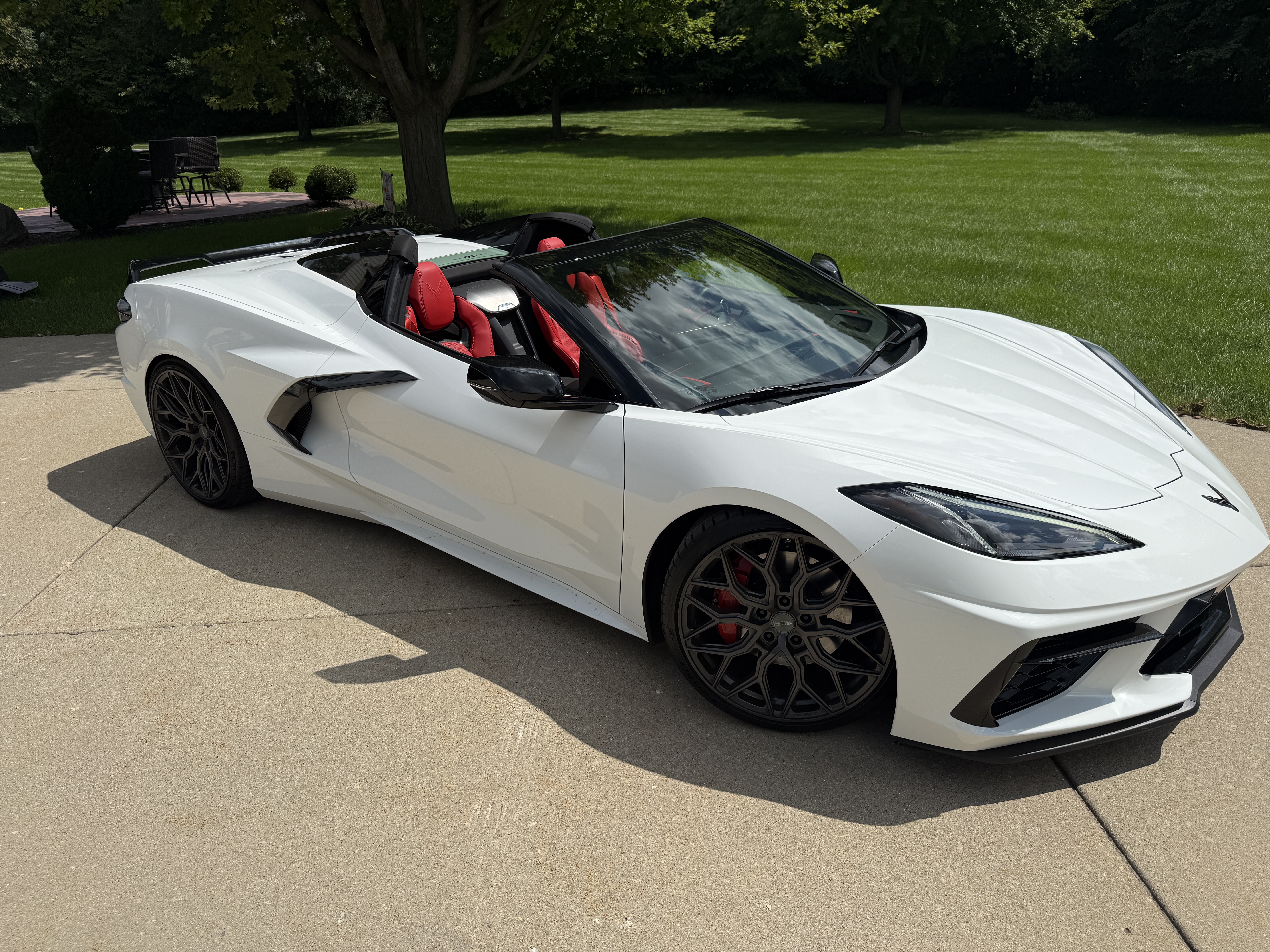 Used 2023 Chevrolet Corvette Stingray Preferred Conv w/ Z51 Performance Package RWD image 15