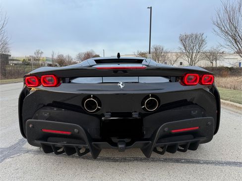 Used 2023 Ferrari SF90 Stradale image 21
