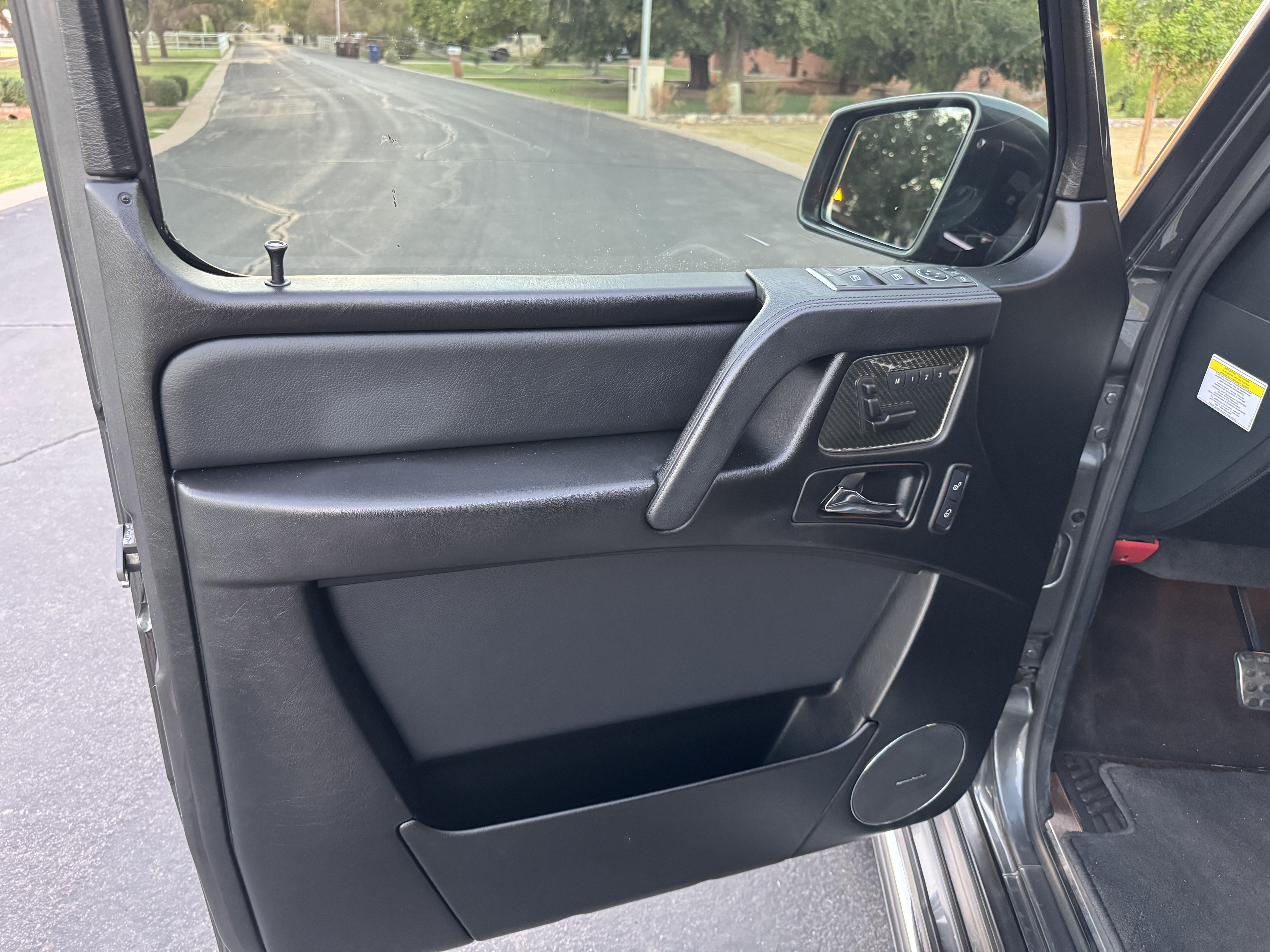 Used 2013 Mercedes-Benz G 550 image 15