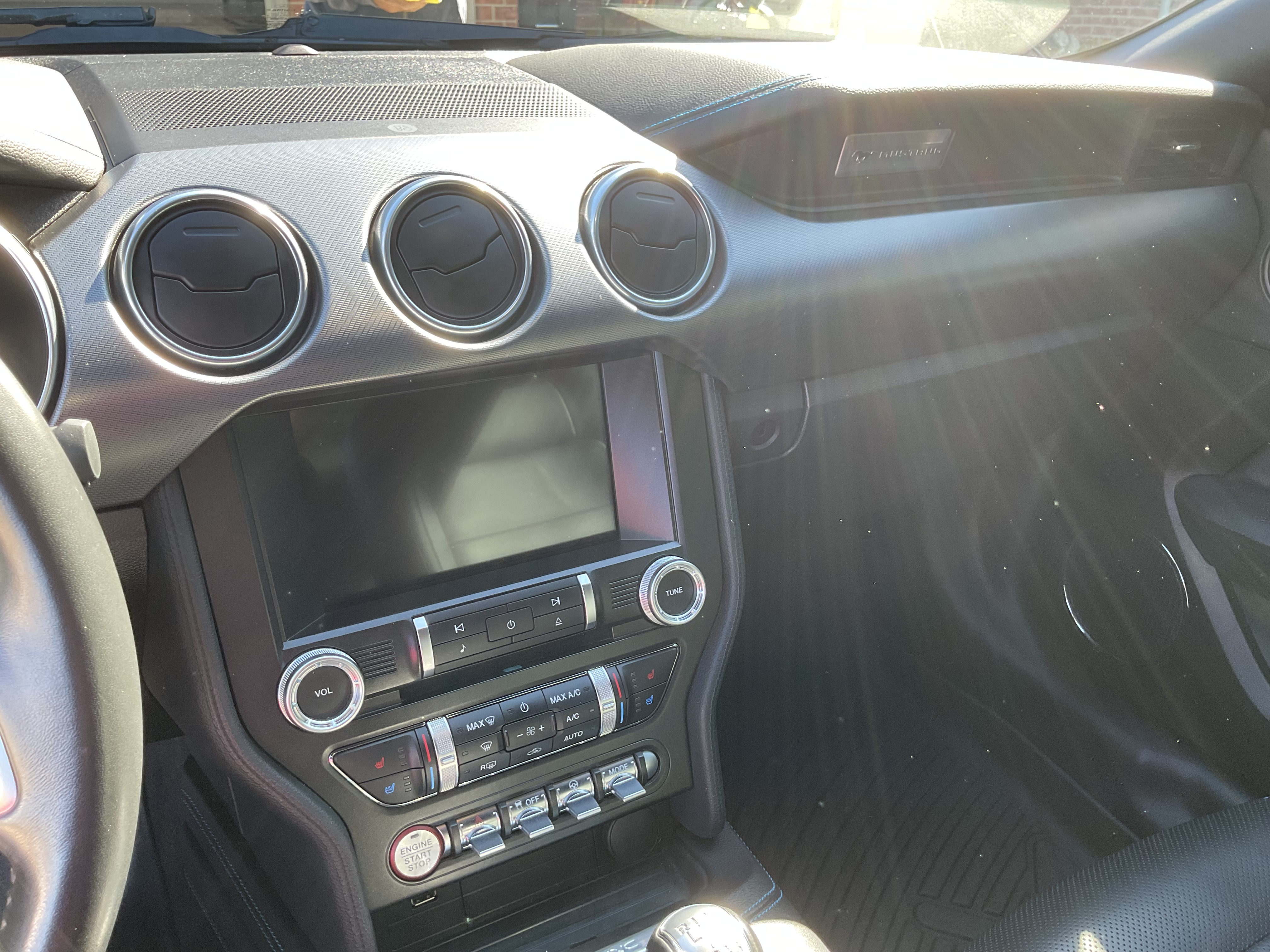 Used 2019 Ford Mustang GT Premium w/ Equipment Group 401A RWD image 8
