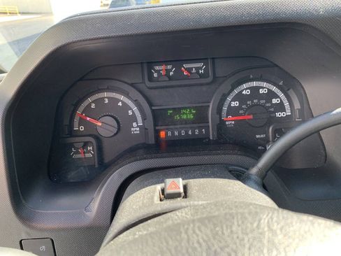 Used 2017 Ford E-350 and Econoline 350 Super Duty w/ Power Windows & Locks Group image 15