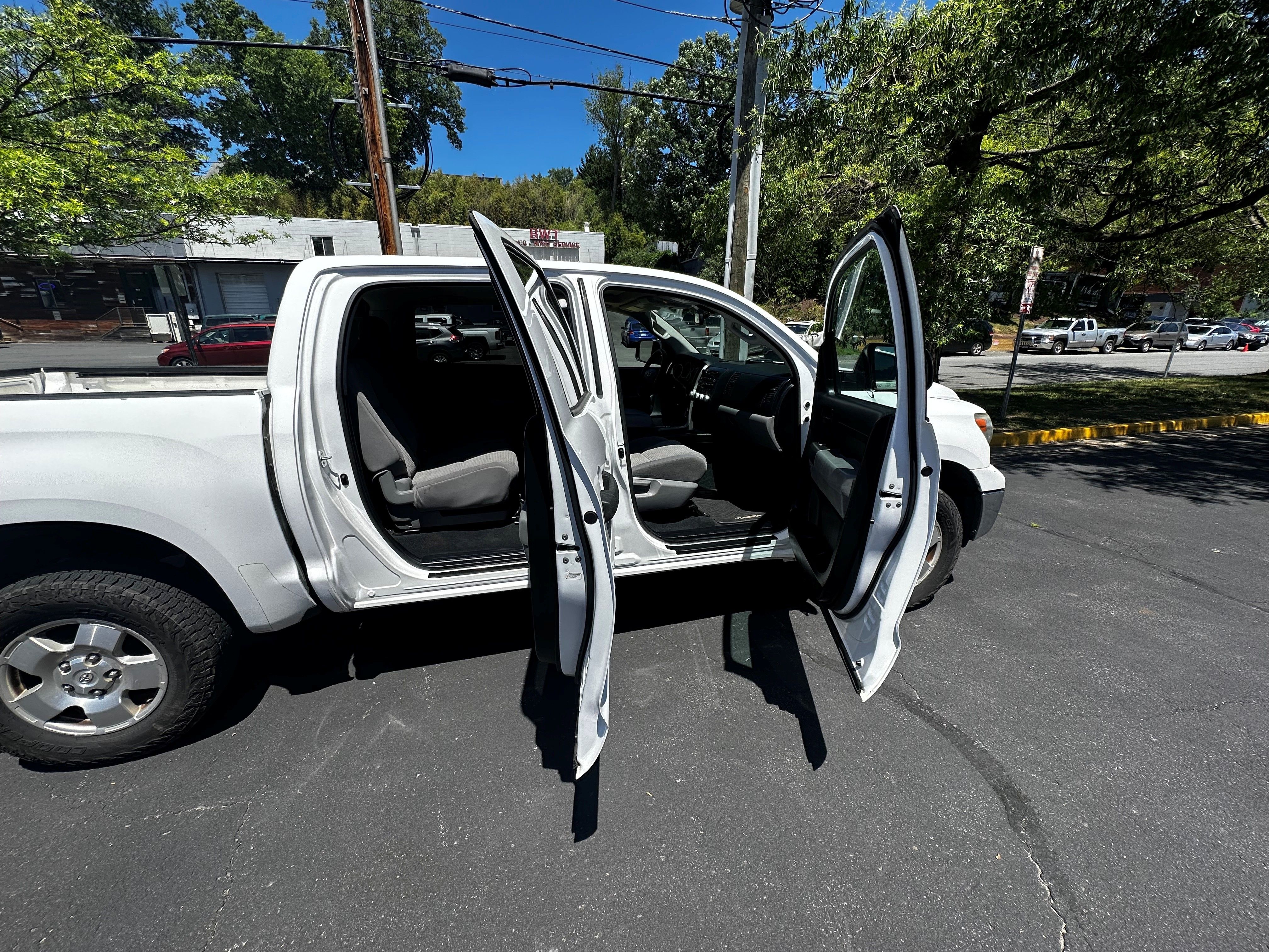 Used 2012 Toyota Tundra 4x4 CrewMax w/ TRD Off-Road Pkg image 9