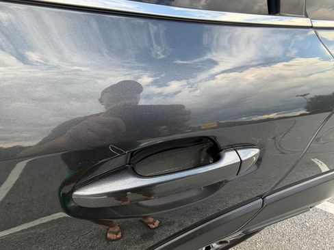 Used 2023 Subaru Outback Premium AWD/4WD image 15