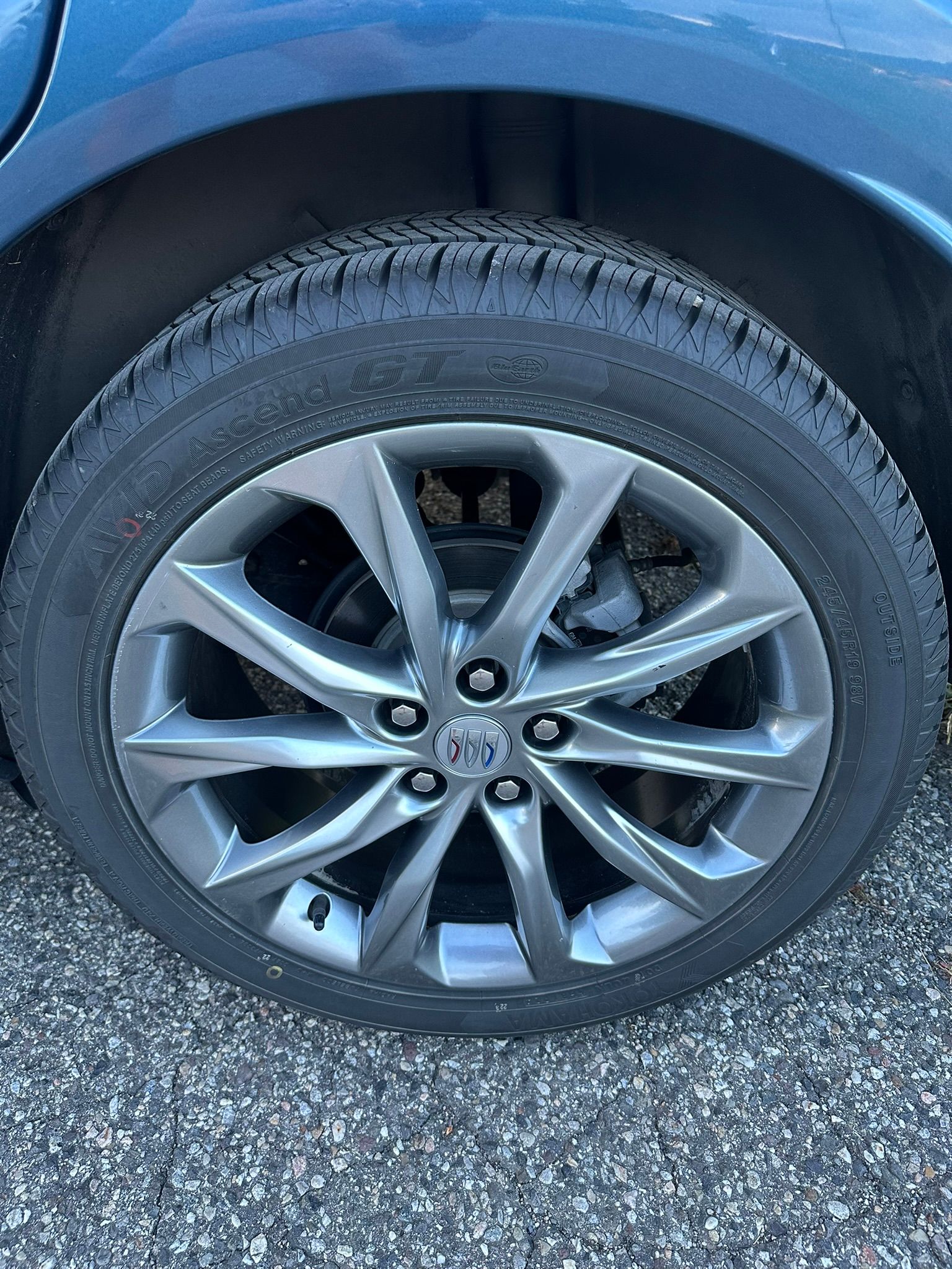 Used 2024 Buick Encore GX Avenir w/ Avenir Technology Package AWD/4WD image 14