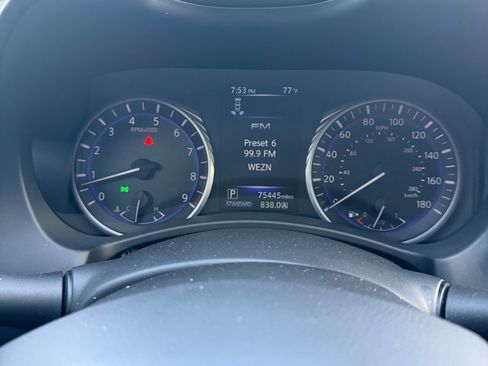 Used 2016 INFINITI Q50 Red Sport 400 AWD/4WD image 17