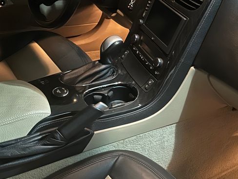 Used 2012 Chevrolet Corvette Grand Sport w/ 3LT Preferred Equipment Group image 15