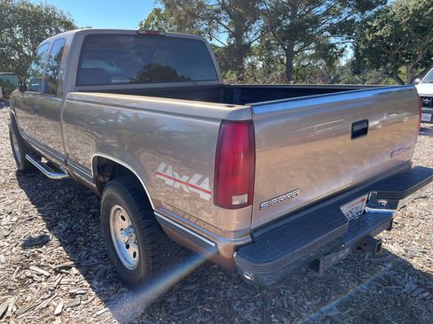 Used 1994 GMC Sierra 2500 4x4 Extended Cab image 12