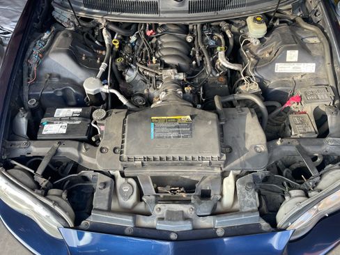 Used 2002 Chevrolet Camaro Z28 w/ SS Performance/Appearance Pkg image 13