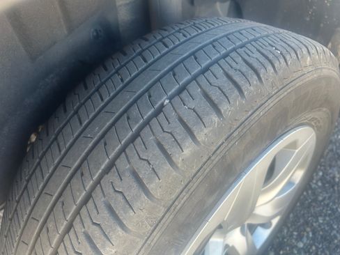 Used 2021 Toyota RAV4 LE w/ Carpet Mat Package (TMS) image 10