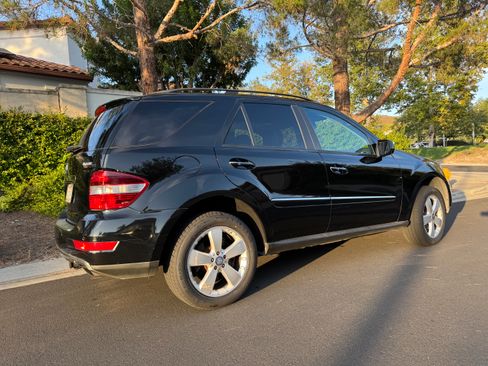 Used 2009 Mercedes-Benz ML 350 4MATIC image 9