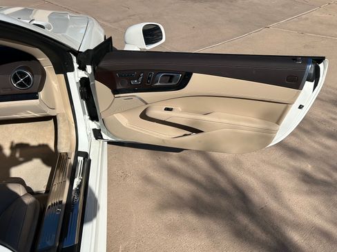 Used 2019 Mercedes-Benz SL 450 image 16