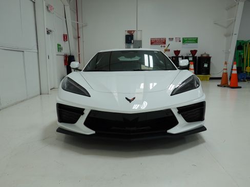Used 2026 Chevrolet Corvette Stingray Preferred Cpe w/ Z51 Performance Package RWD image 8