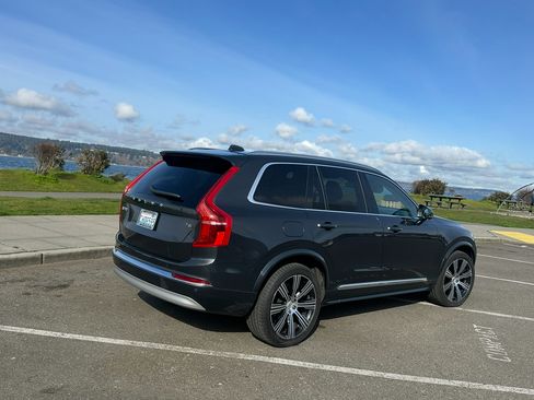 Used 2022 Volvo XC90 T6 Inscription image 11