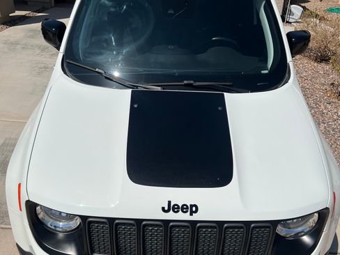 Used 2023 Jeep Renegade Trailhawk w/ Sun/Sound Group AWD/4WD image 2