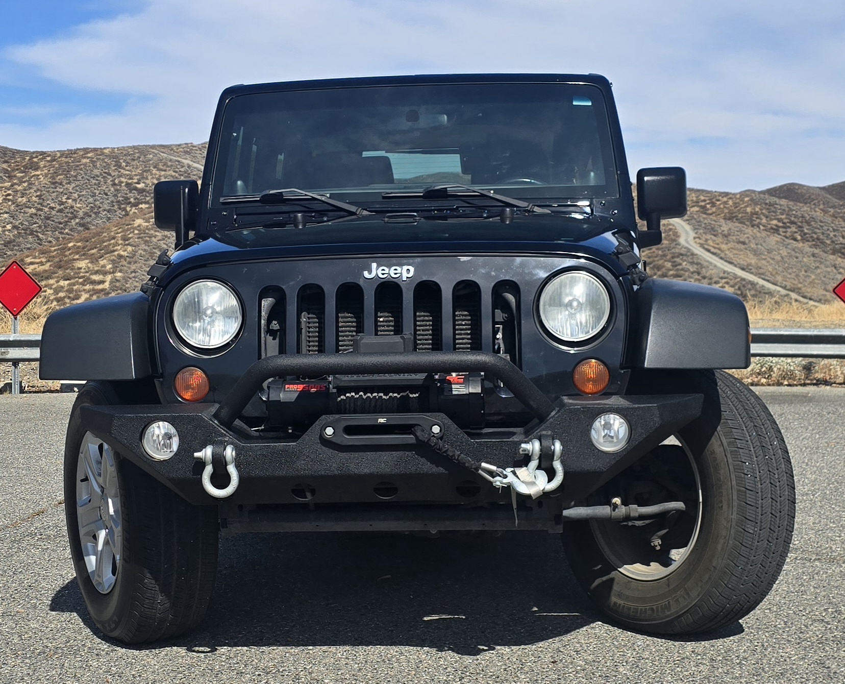 Used 2013 Jeep Wrangler Sport w/ Connectivity Group AWD/4WD image 2