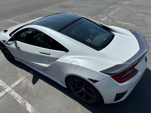 Used 2020 Acura NSX image 18