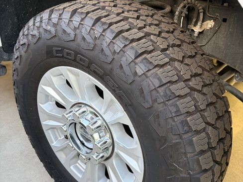 Used 2022 Ford F250 XLT AWD/4WD image 16