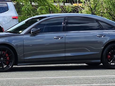 Used 2022 Audi S8 image 21