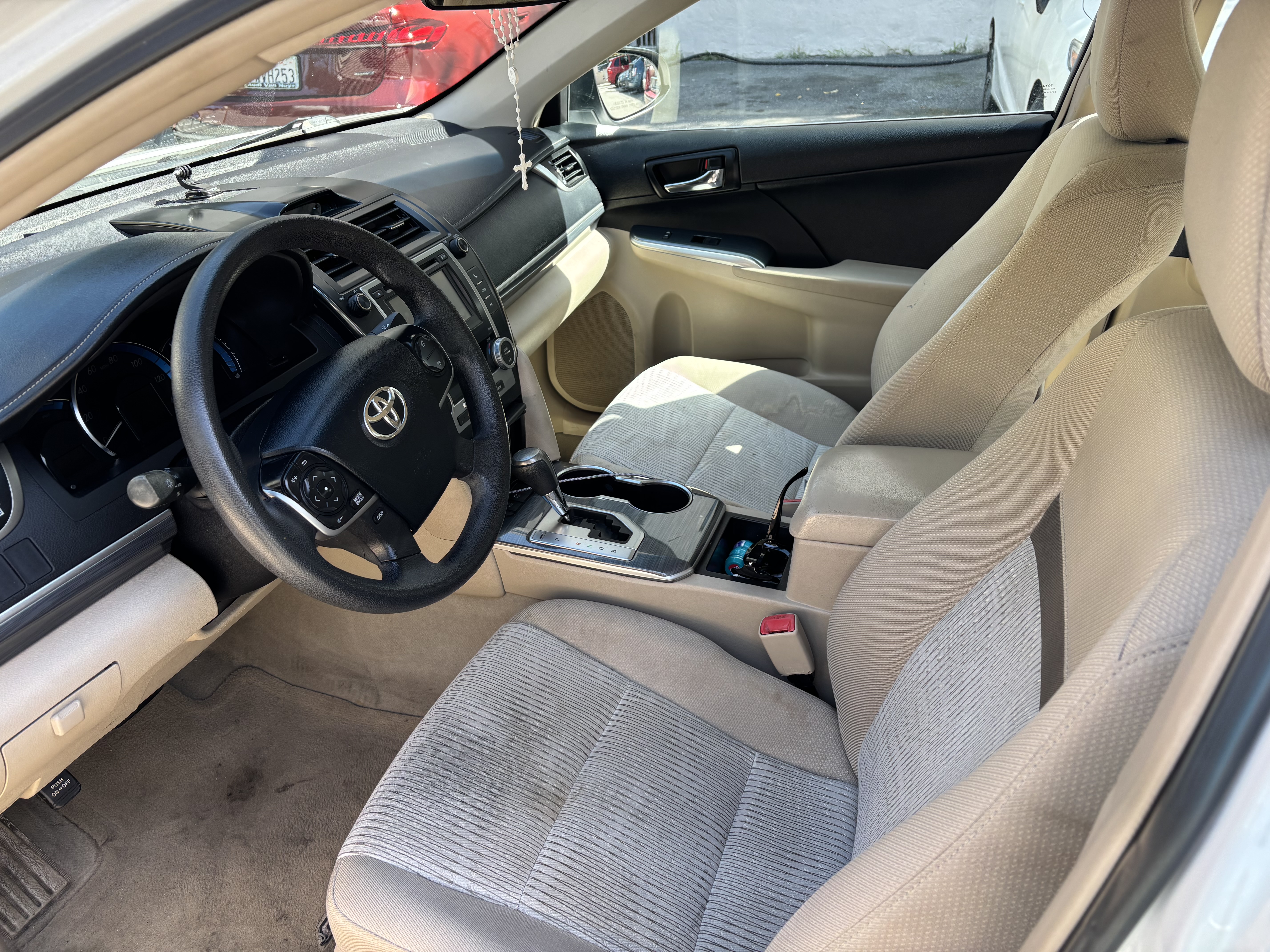 Used 2013 Toyota Camry LE FWD image 10