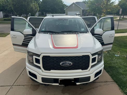 Used 2019 Ford F150 Lariat w/ Equipment Group 502A Luxury AWD/4WD image 11