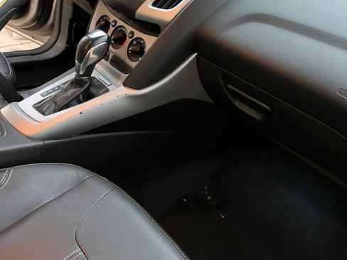 Used 2014 Ford Focus SE w/ Equipment Group 201A image 15