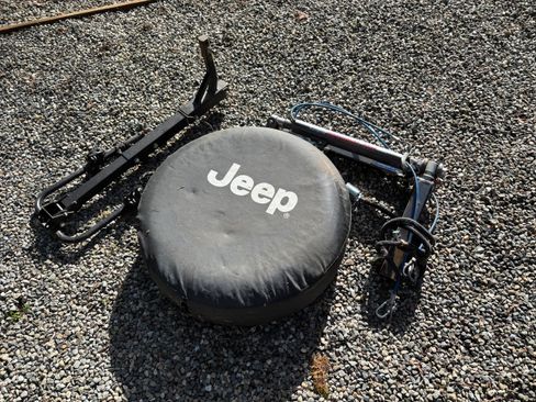 Used 1998 Jeep Wrangler SE image 17