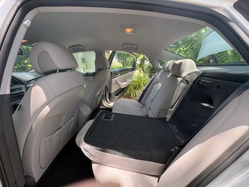 Used 2015 Hyundai Sonata Sport w/ Cargo Package FWD image 16
