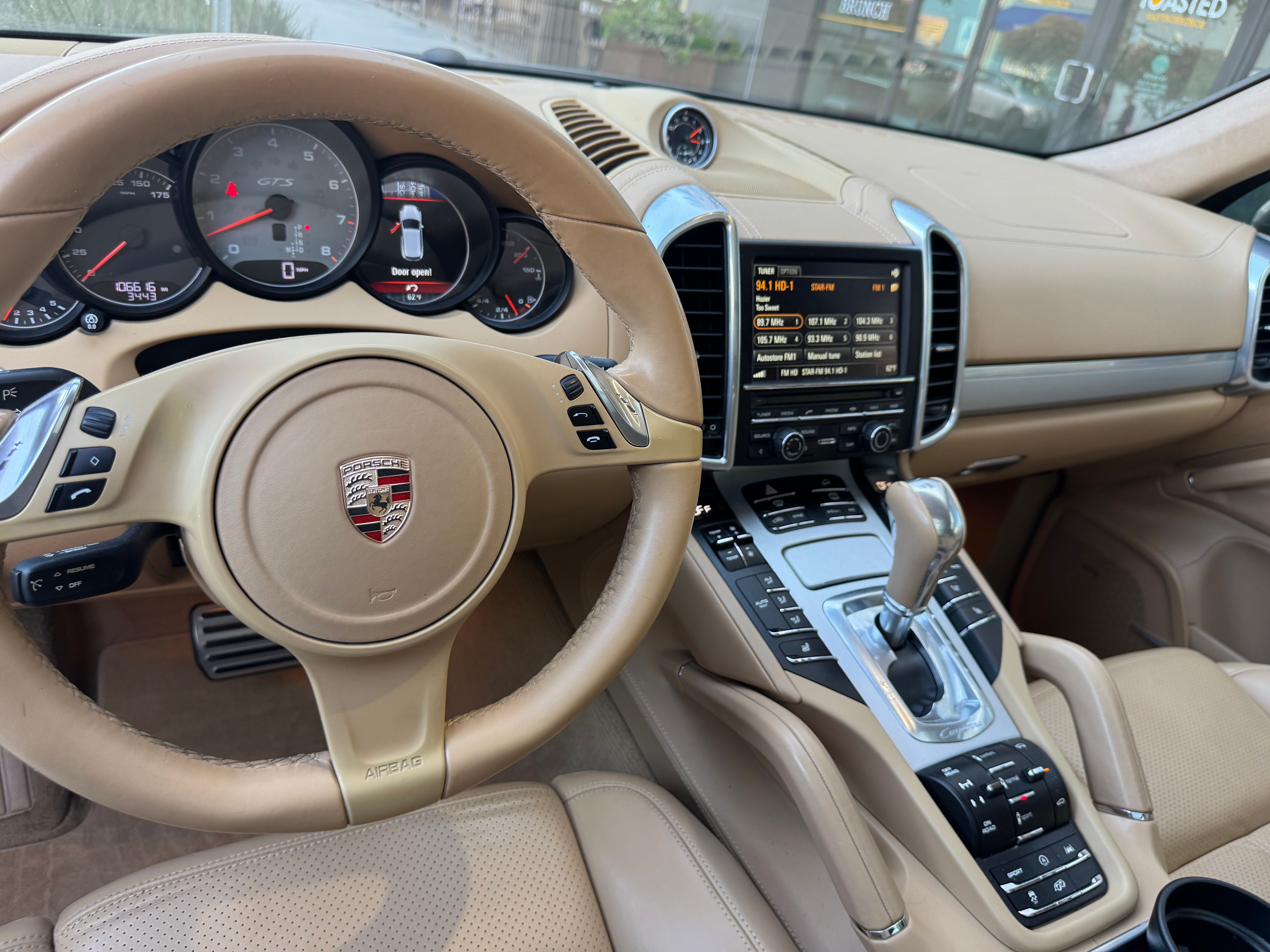 Used 2014 Porsche Cayenne GTS AWD/4WD image 19