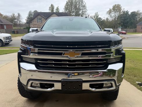 Used 2022 Chevrolet Silverado 1500 LTZ w/ LTZ Premium Package image 5