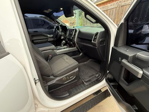 Used 2016 Ford F150 XLT w/ Equipment Group 302A Luxury RWD image 2