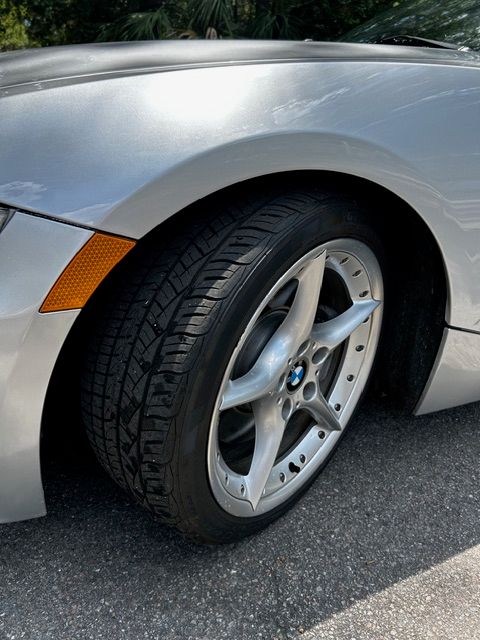 Used 2008 BMW Z4 3.0si RWD image 10