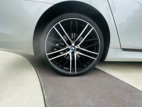 Used 2017 BMW 740e xDrive AWD/4WD image 19