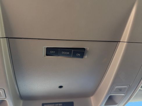 Used 2015 Chevrolet Silverado 1500 W/T w/ Black Out Edition image 6