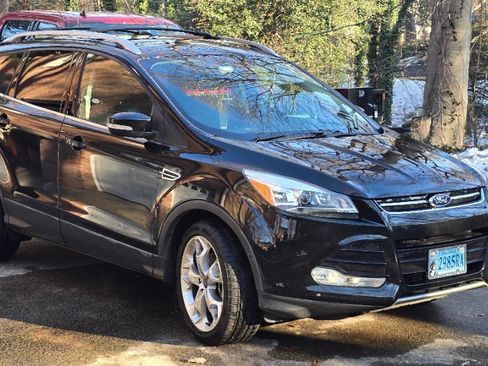 Used 2013 Ford Escape Titanium w/ Parking Technology Pkg image 13