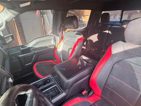 Used 2018 Ford F150 Lariat w/ Equipment Group 502A Luxury AWD/4WD image 8