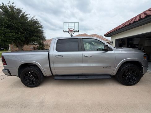 Used 2021 RAM 1500 Laramie RWD image 1