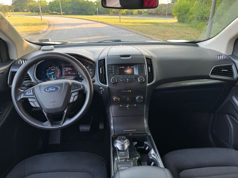 Used 2019 Ford Edge SE w/ SE Fleet Driver's Package FWD image 11