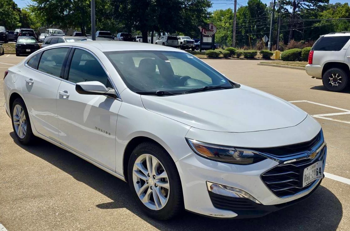 Used 2020 Chevrolet Malibu LT FWD image 4
