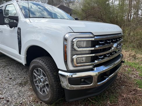 Used 2024 Ford F350 Lariat w/ Lariat Ultimate Package image 21