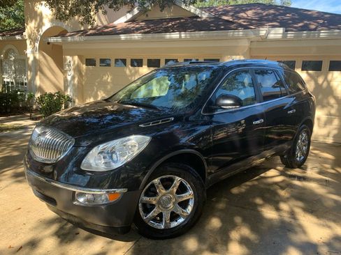 Used 2010 Buick Enclave CXL image 29