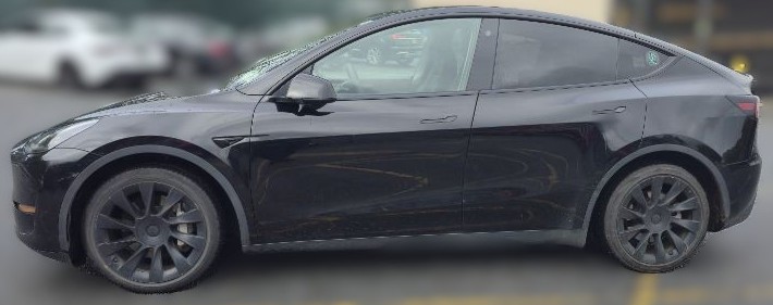 Used 2023 Tesla Model Y Long Range AWD/4WD image 17