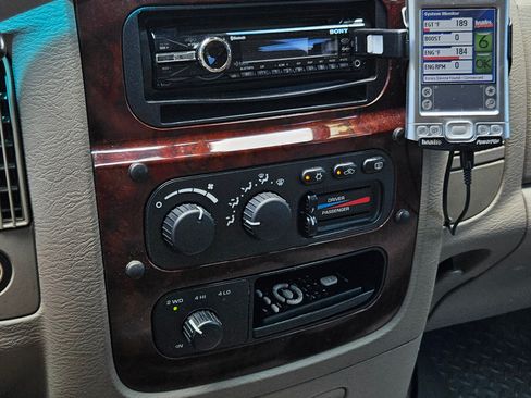 Used 2003 Dodge Ram 2500 Truck 4x4 Quad Cab image 6