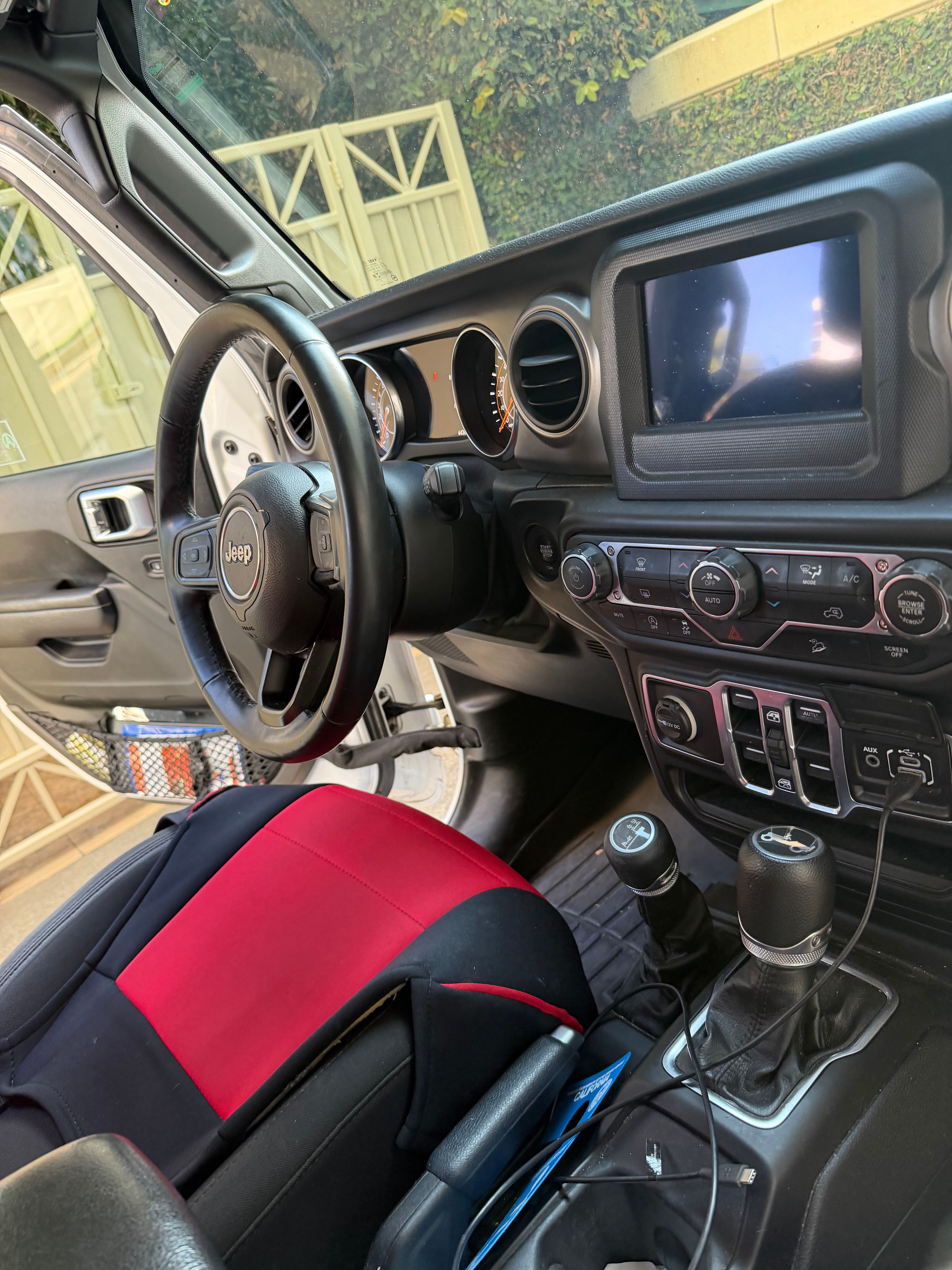 Used 2018 Jeep Wrangler Unlimited Sport S AWD/4WD image 6
