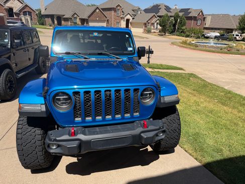 Used 2020 Jeep Gladiator Rubicon AWD/4WD image 1