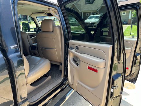 Used 2007 GMC Sierra 2500 SLT w/ Onstar Plus Package AWD/4WD image 17