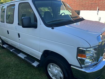 Used 2008 Ford E-350 and Econoline 350 XLT