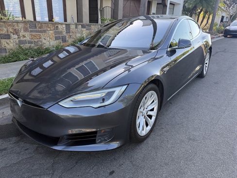 Used 2016 Tesla Model S 75 RWD image 4