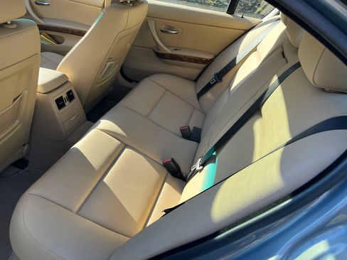 Used 2006 BMW 325xi Sedan image 2